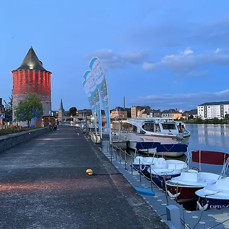 Appartamento Lumineux Et Rénové En Centre Givet